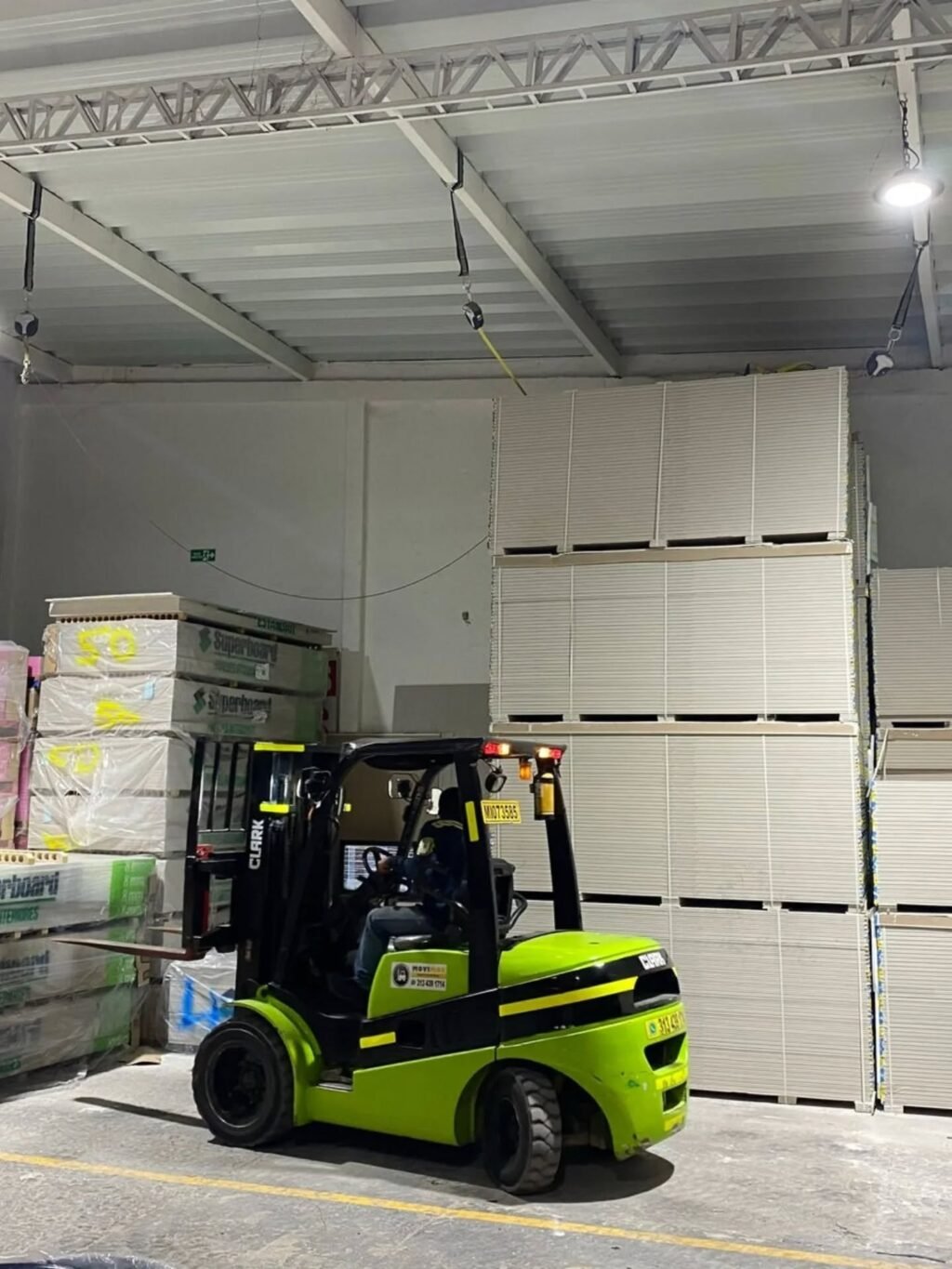 Instagram post from pinturas_maxcolors. This post is in position 4.